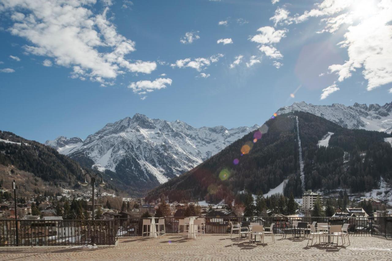 Hotel Garni Cristallo Ponte Di Legno Ngoại thất bức ảnh