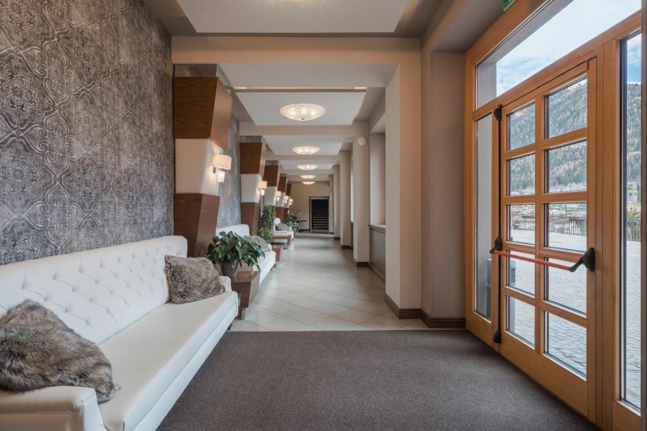 Hotel Garni Cristallo Ponte Di Legno Ngoại thất bức ảnh