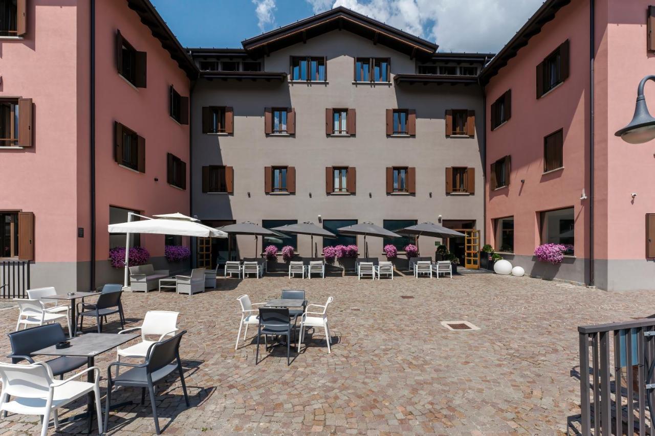 Hotel Garni Cristallo Ponte Di Legno Ngoại thất bức ảnh