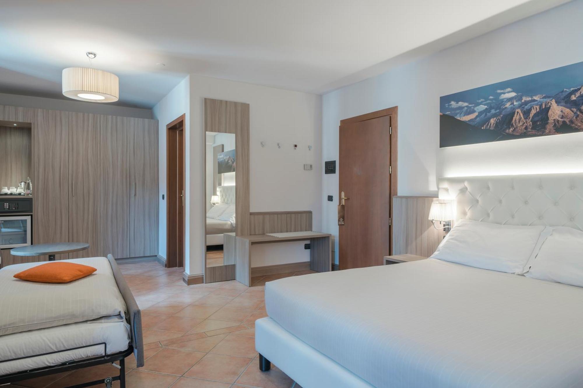 Hotel Garni Cristallo Ponte Di Legno Phòng bức ảnh