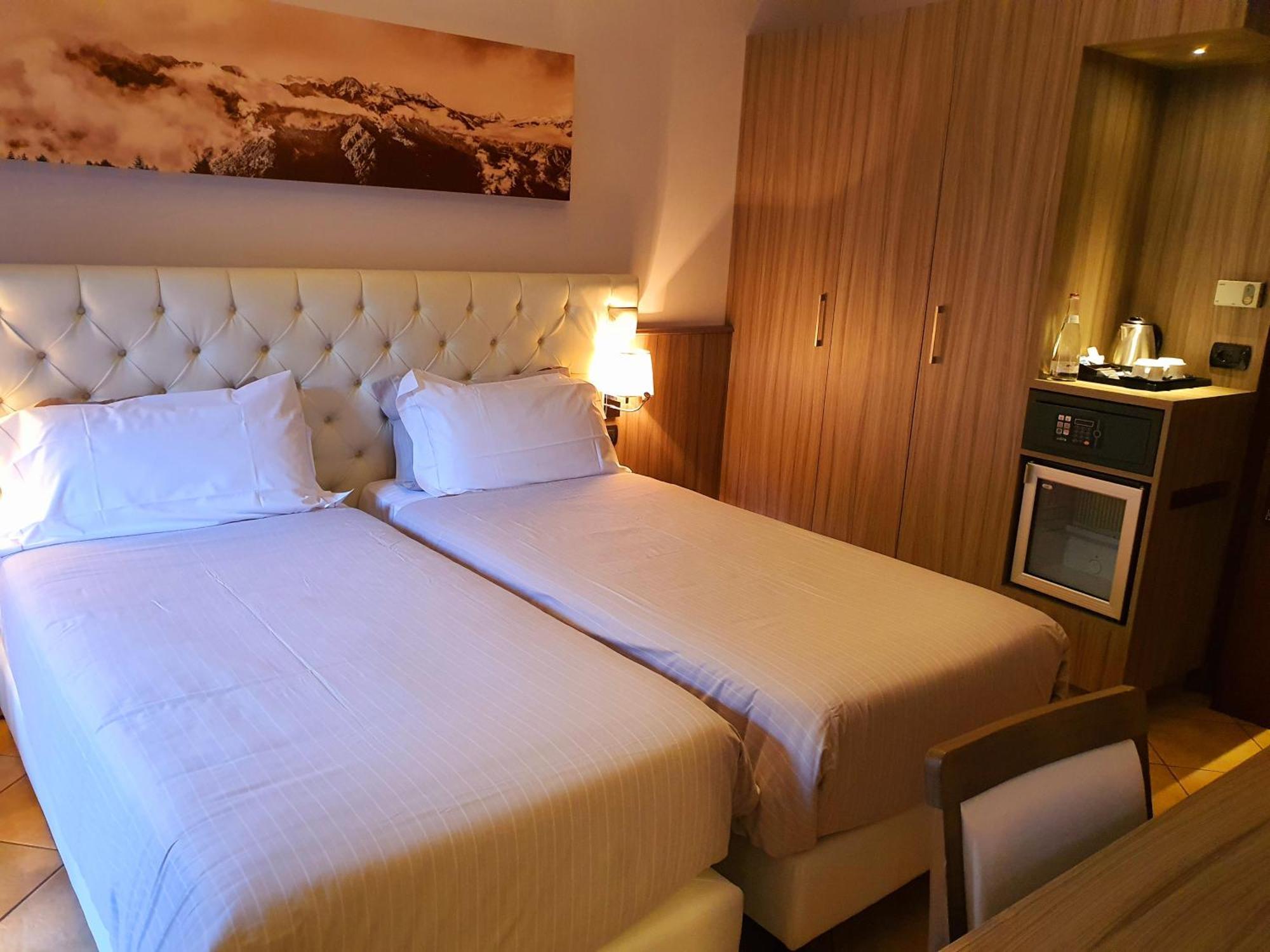Hotel Garni Cristallo Ponte Di Legno Phòng bức ảnh