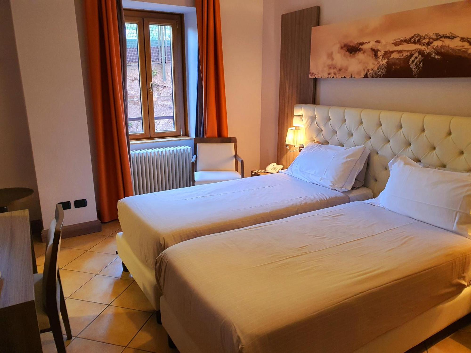 Hotel Garni Cristallo Ponte Di Legno Phòng bức ảnh