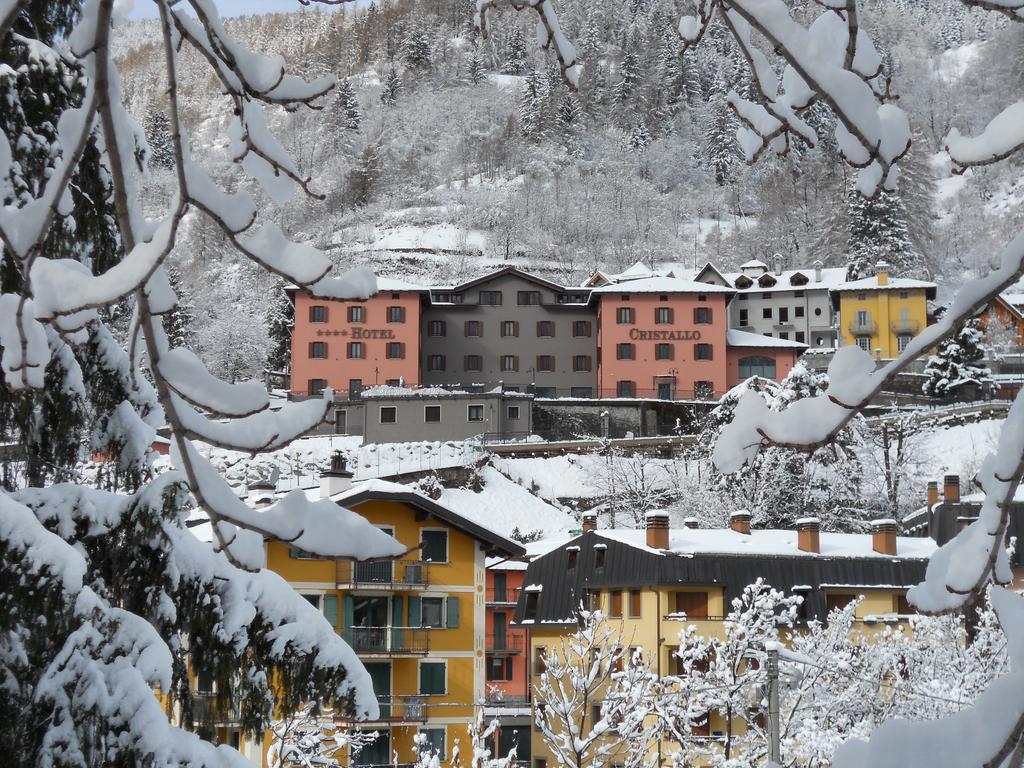 Hotel Garni Cristallo Ponte Di Legno Ngoại thất bức ảnh